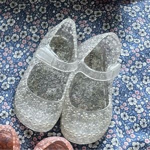 Old Navy jellies toddler 7